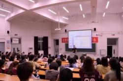 想去学校翻译成英语
