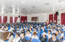 阿拉善生态协会副会长张立：《阿拉善气候周行动纲领》发布