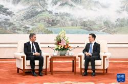 韩正会见法国达飞集团董事会主席兼首席执行官鲁道夫·萨德
