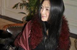 她是年代第一美女，因太美被人算计，丈夫写封情书追到手