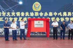 一场硬碰硬的较量：美国拉国在南海演习，解放军艘大驱火速赶到