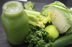 3万元买把假芹菜？揭开天价蔬菜背后的秘密