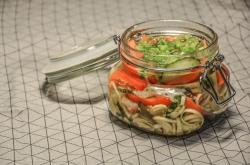 独家揭秘！家传秘制辣白菜腌制全过程，让你秒变韩式美食达人