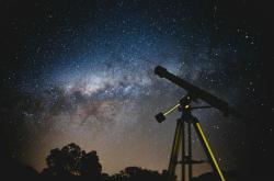 探索科学奥秘，如何用精彩的开场白吸引观众