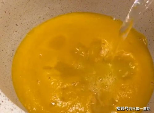 夏日清凉补锌养胃，小米粥——宝宝辅食的香甜绵软之选
