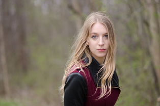 黄圣依自曝曾患产后抑郁，明星光环下的真实与挑战