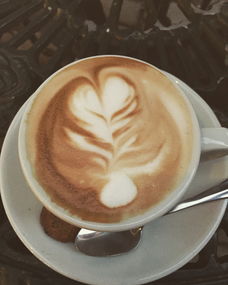 美食与心情，用句子和图片记录下每一份快乐