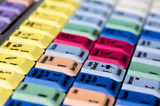 翻牌，网络流行语背后的文化现象与社会意义