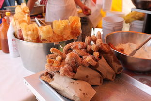 探索美食之旅，如何用推荐词吸引食客