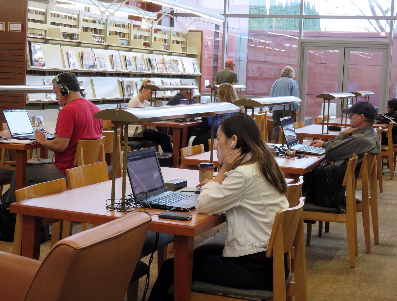 探索上海大学学院，学术的殿堂与梦想的起点