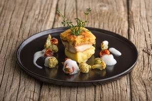 探索烟熏孢子鱼，传统美食与现代烹饪的完美融合